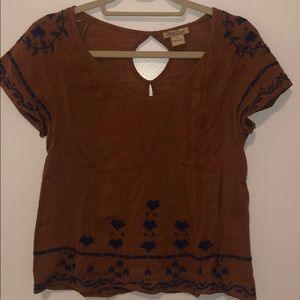 Lucky brand camel and navy shirt sleeve